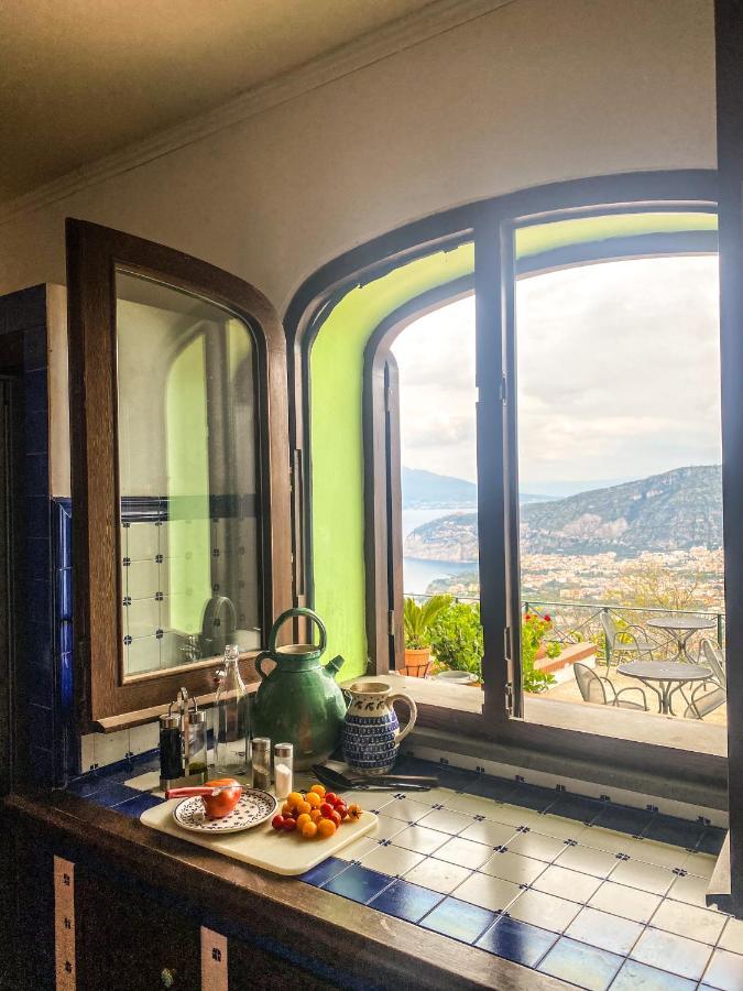 Villa Monica B&B ซอร์เรนโต ภายนอก รูปภาพ
