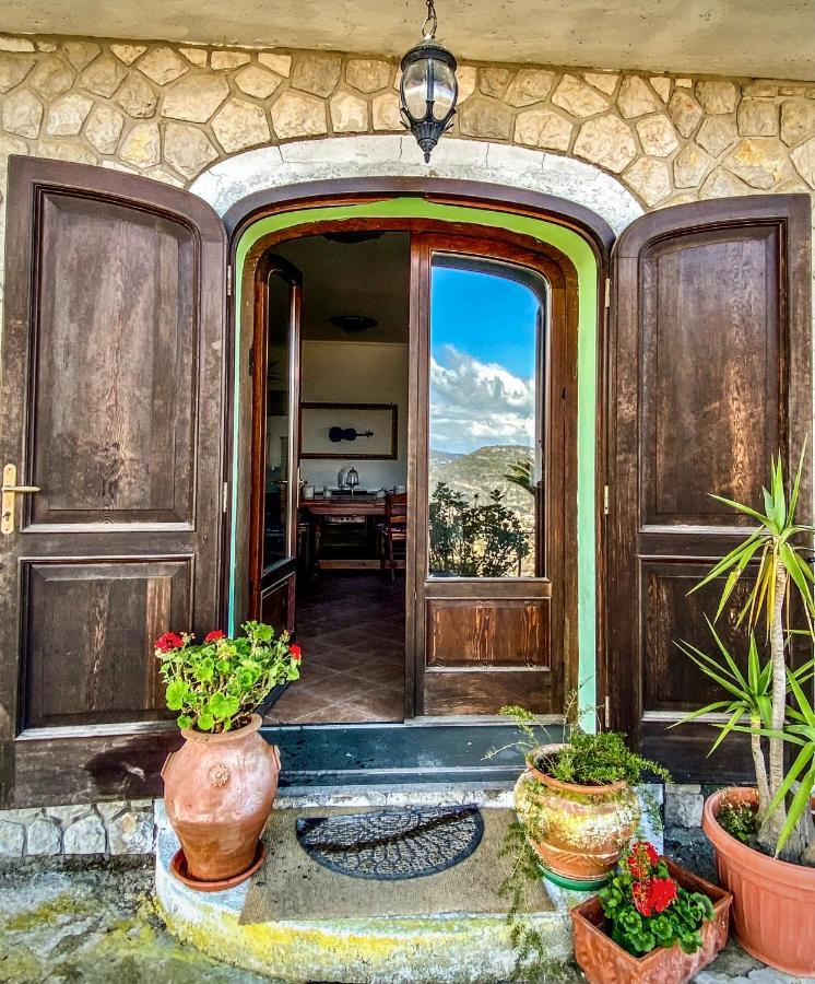 Villa Monica B&B ซอร์เรนโต ภายนอก รูปภาพ