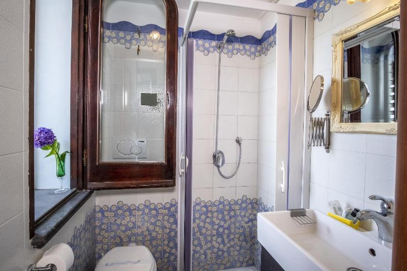 Villa Monica B&B ซอร์เรนโต ภายนอก รูปภาพ