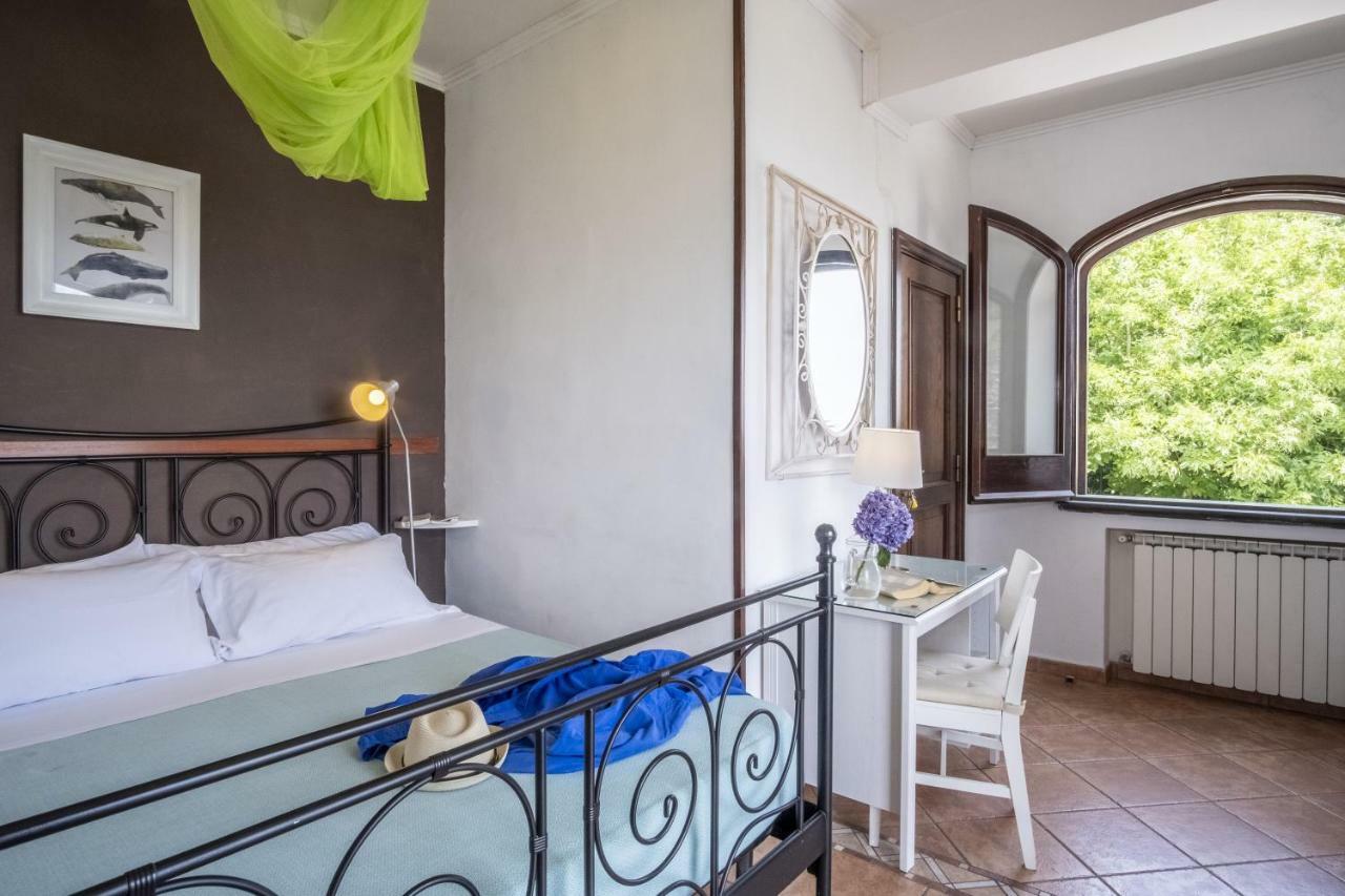 Villa Monica B&B ซอร์เรนโต ภายนอก รูปภาพ