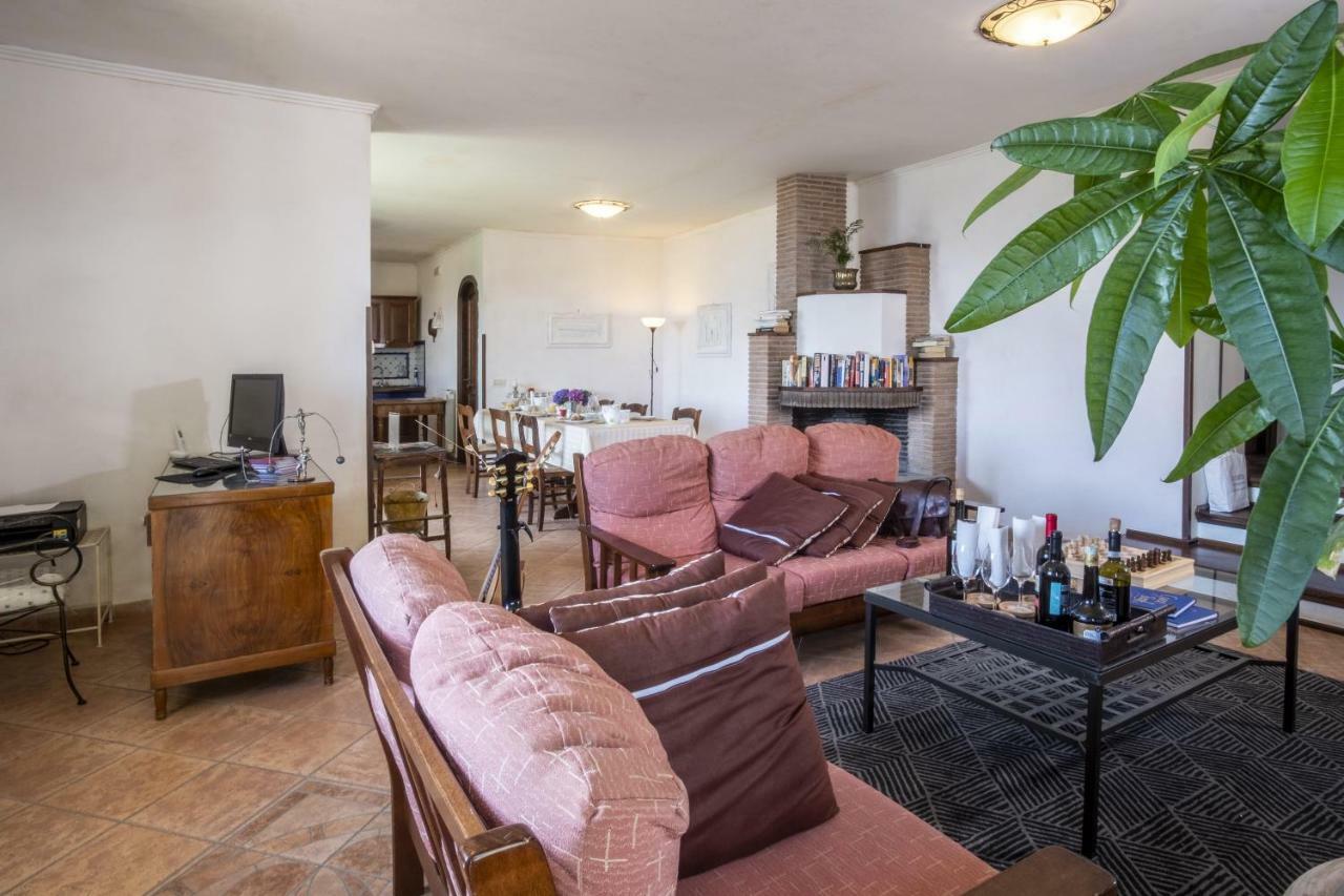 Villa Monica B&B ซอร์เรนโต ภายนอก รูปภาพ