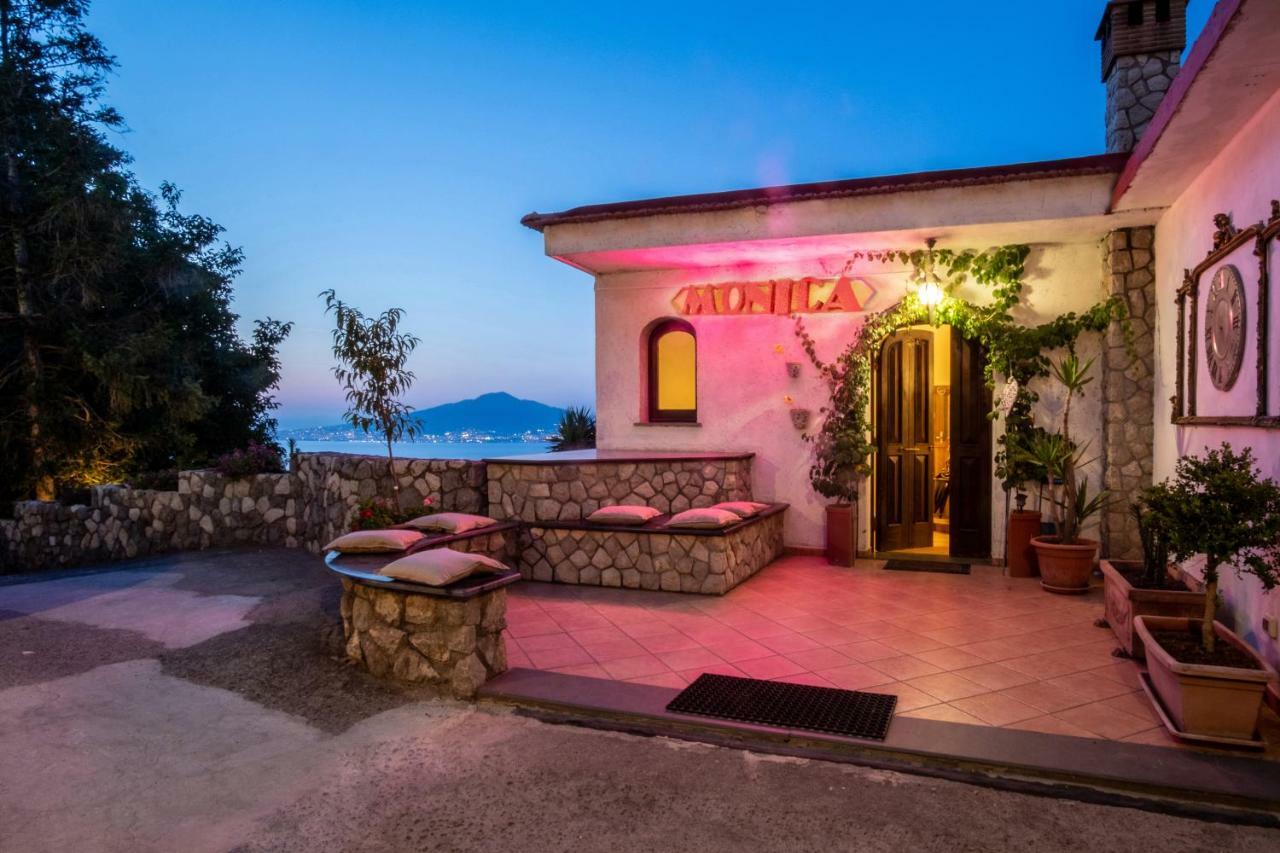 Villa Monica B&B ซอร์เรนโต ภายนอก รูปภาพ